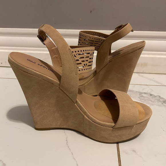 Call It Spring Nude Wedges Sz 9 - Picture 3 of 13
